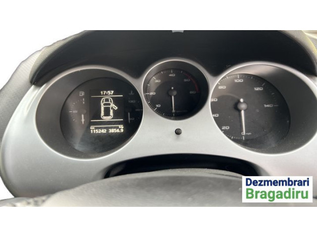 Pojistková skříňka Seat Altea XL 2009