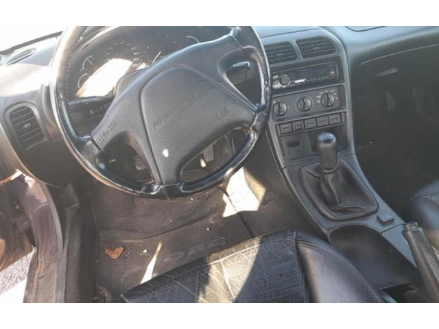 Pojistková skříňka Ford Probe 1997