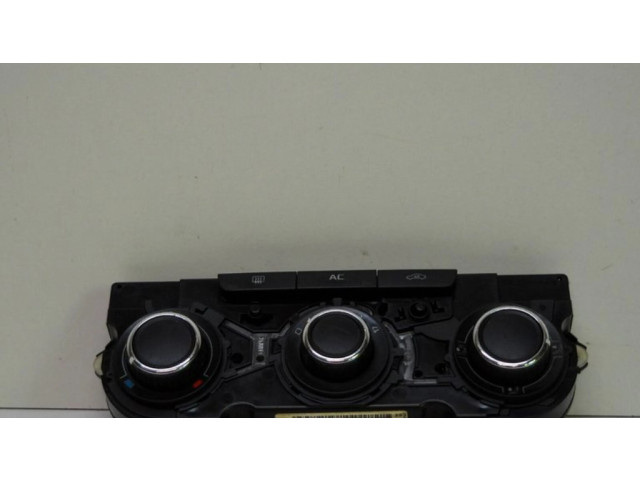 Блок управления климат-контролем 3T0820047AF Skoda Superb B6 (3T)
