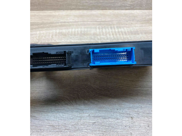 Блок комфорта 9176882, 10681810 BMW 1 E81 E87