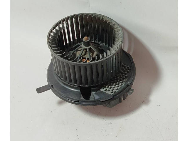 Вентилятор печки    1K1820015C, F987684B   Volkswagen Touran I