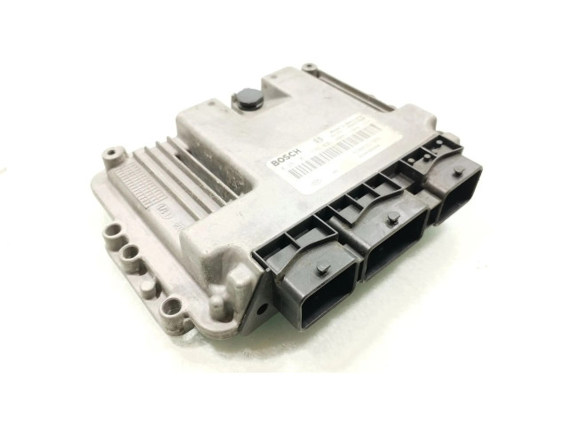 Řídící jednotka 8200391966, 0281011776 Renault Scenic RX 2005