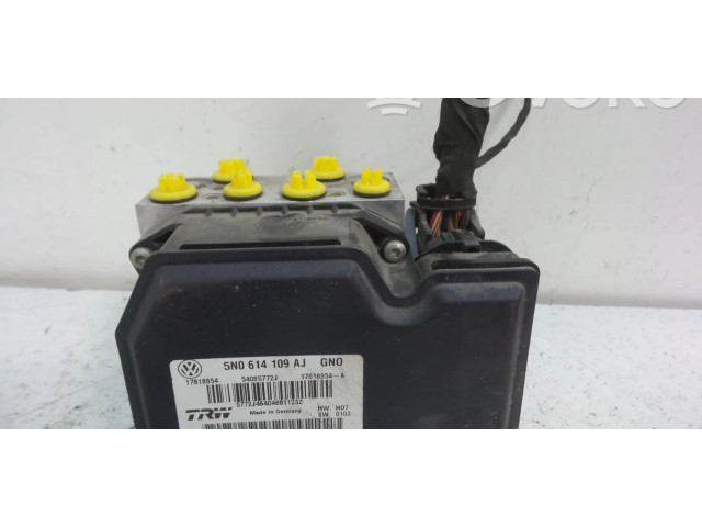 Блок АБС 5N0614109AJ Audi Q3 8U 2011 - 2016 года