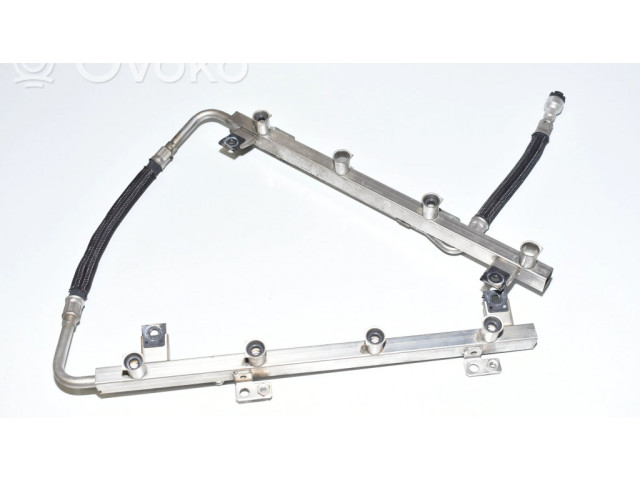 Vstřikovací lišta BMW X5 E53 pro benzínový motor 4.4 N62 B44 4.4i