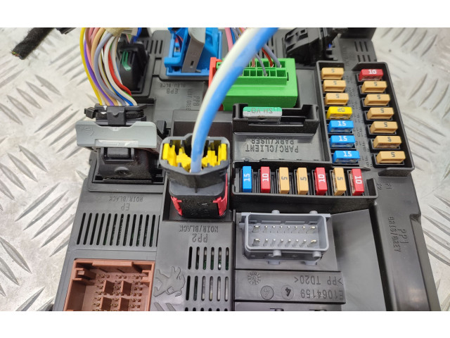 Комплект блоков управления 9829598880, 9815037580   Peugeot 2008 I