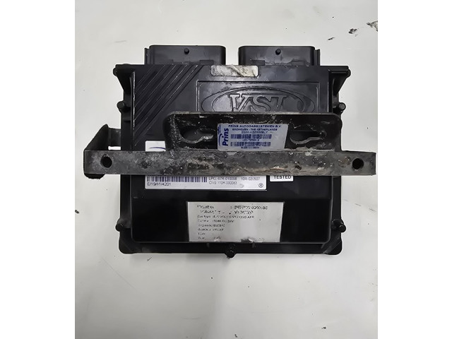 Блок управления 67R-010098   Volvo V70