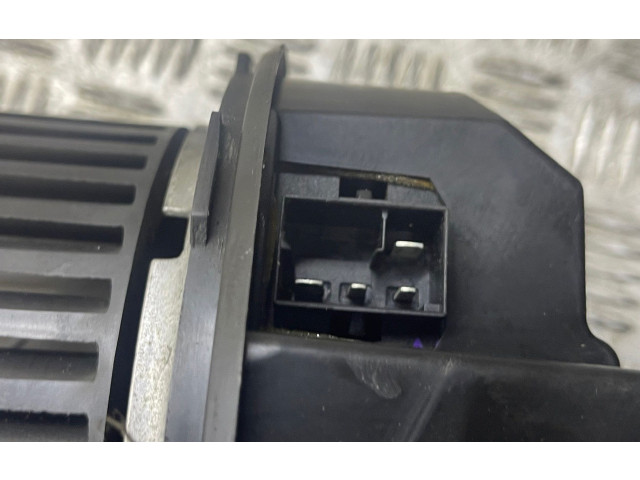 Вентилятор печки    1K1820015, F983228M   Volkswagen Touran I