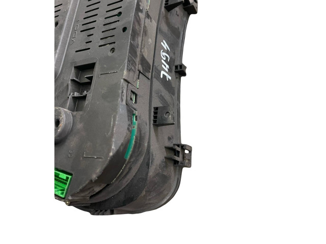 Přístrojová deska Volkswagen Bora 1998 88311301