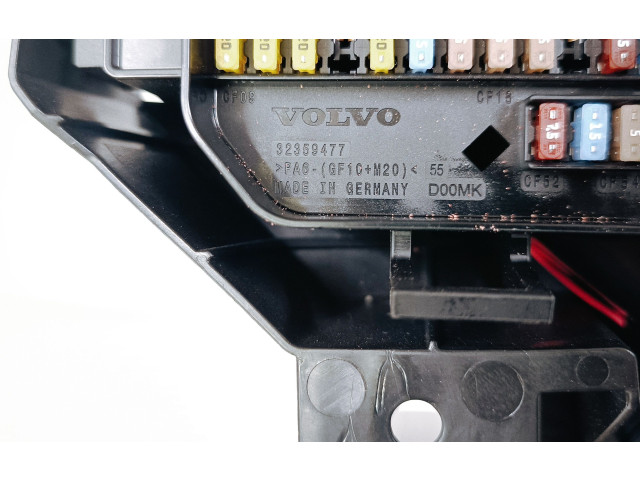 Блок предохранителей 32359477, 32359477 Volvo XC40