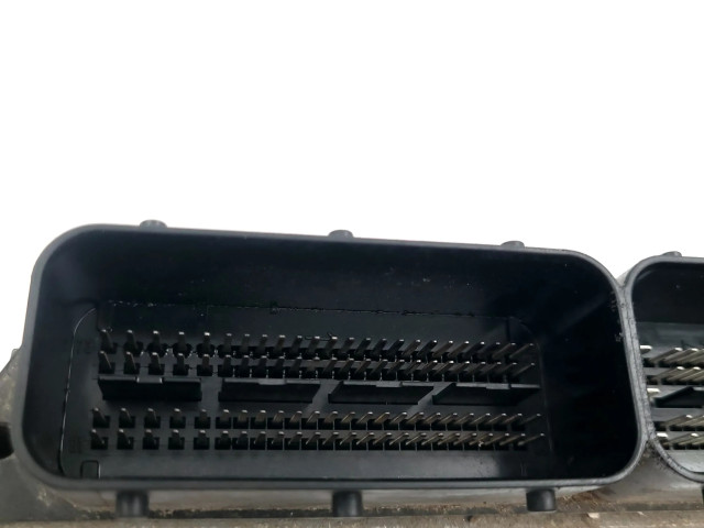 Řídící jednotka A6421509991, 0281813392 Mercedes-Benz E W211 2007