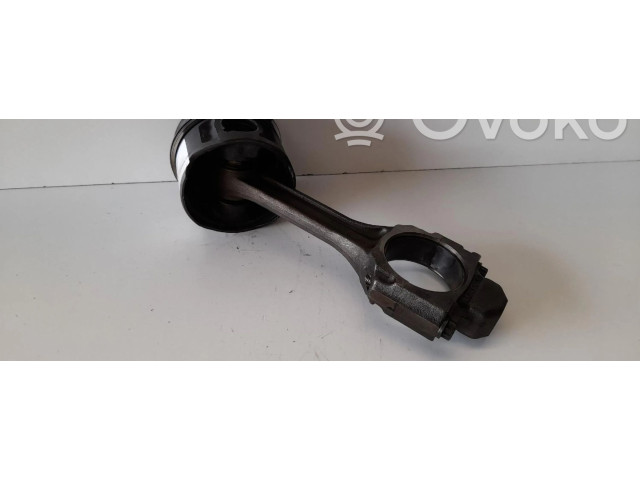 Píst    Skoda Felicia I     