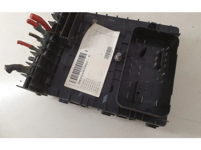 Блок предохранителей 1K0937125A Volkswagen Caddy