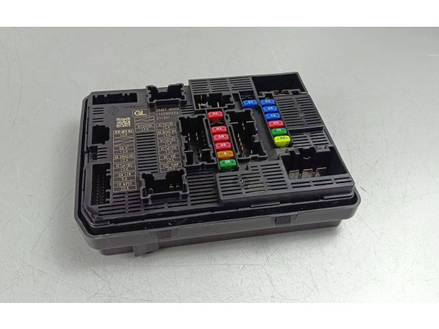 Блок предохранителей 284B76RA0A, L162305EE6 Mitsubishi Outlander IV