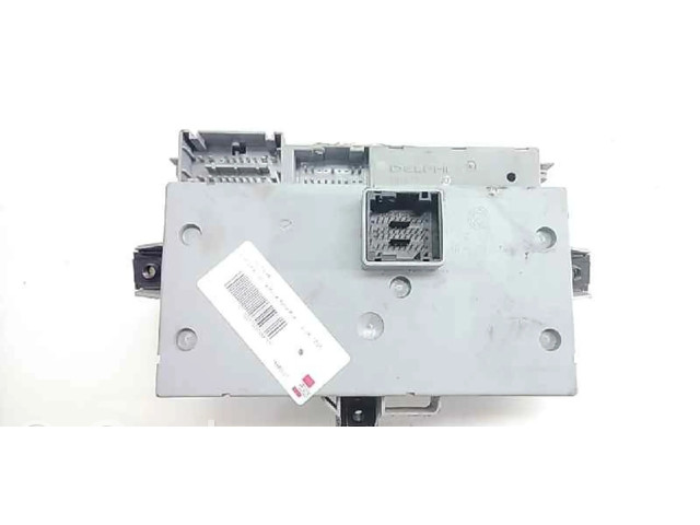 Блок предохранителей 51732915 Fiat Idea