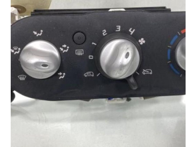 Блок управления климат-контролем 7701067953   Renault Twingo II