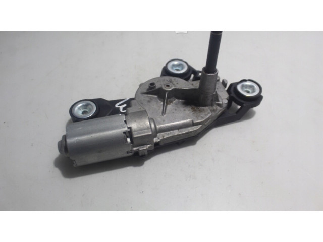 Моторчик заднего дворника 0390201875    Ford Focus