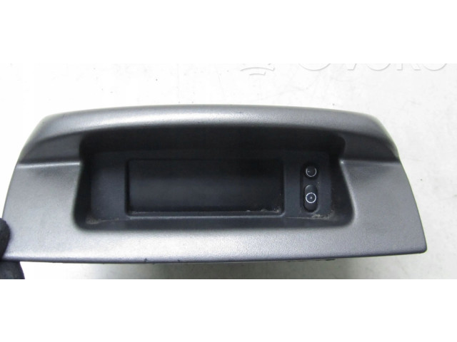 Дисплей Renault Trafic II (X83)