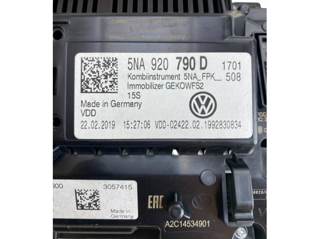 Přístrojová deska  Volkswagen Tiguan 2018 5NA920790D, A2C14534901  