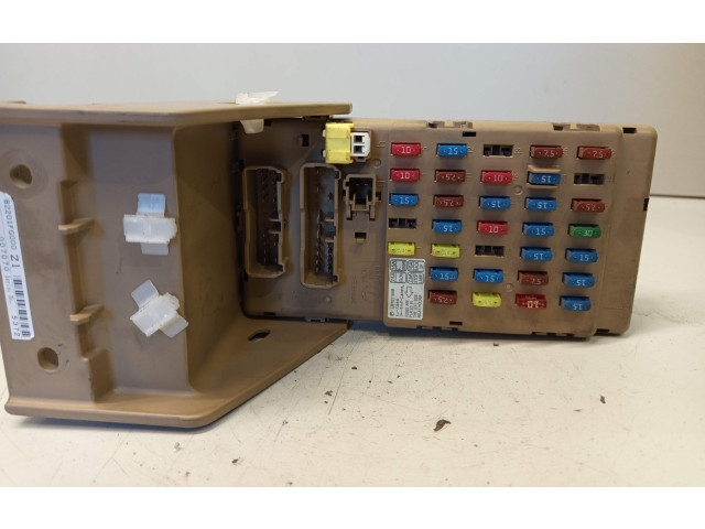 Блок предохранителей 82201FG000 Subaru Forester SH