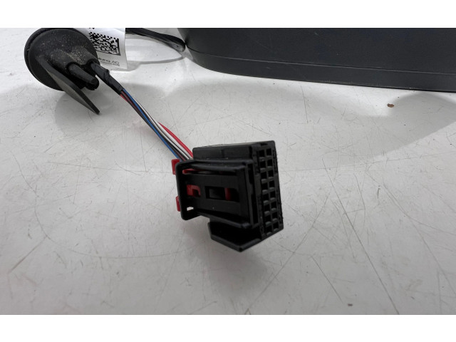 Зеркало электрическое Volkswagen Caddy 2015 - 2020 года