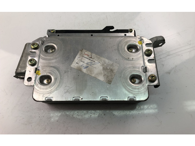 Řídící jednotka 8966105010 Toyota Carina T190 1995