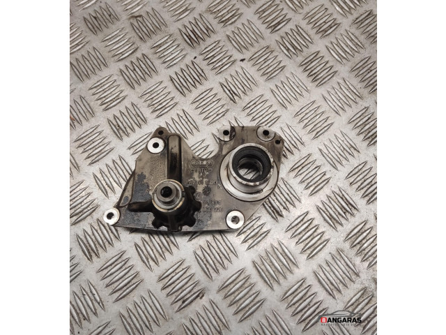 Čerpadlo oleje 057109361d   Audi A8 S8 D3 4E   