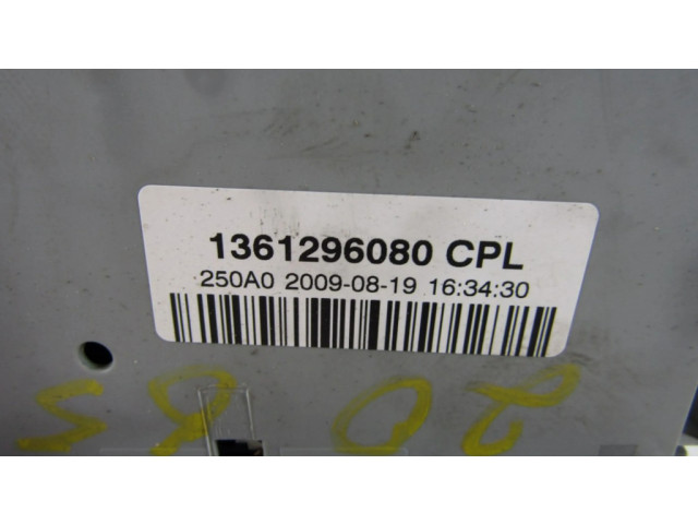 Блок предохранителей 1361296080   Fiat Ducato    