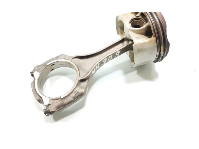 Píst BMW M6 S63B44B