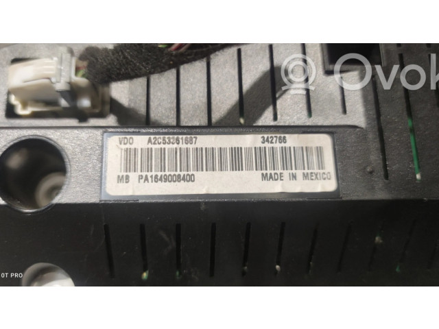 Přístrojová deska Mercedes-Benz ML W164 2011 A1649008400