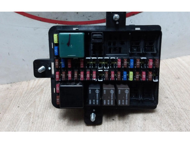 Блок предохранителей 8210109090, 8210109090 SsangYong Kyron