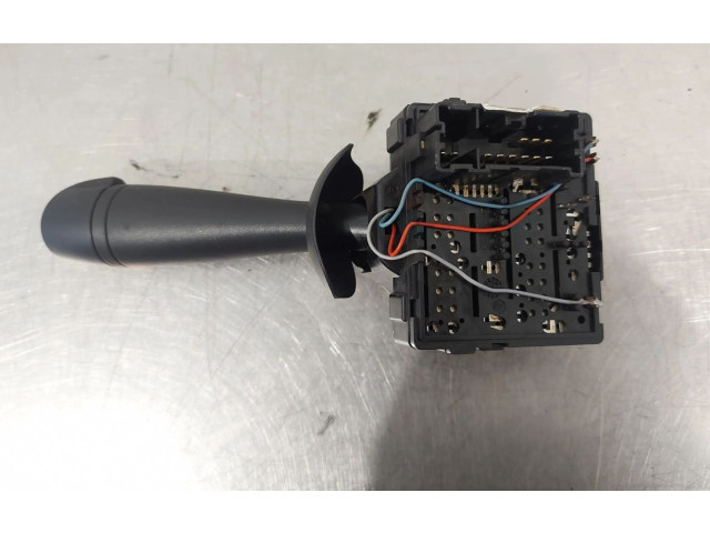 Переключатель дворников E10670293   Renault Clio III