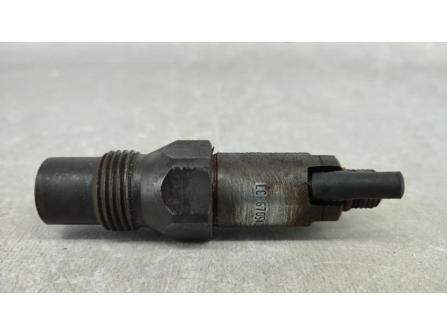 Vstřikovač LCR6705402 Peugeot 504 1.8