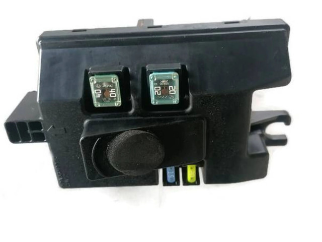 Блок предохранителей BKCA200751   KIA Sorento    