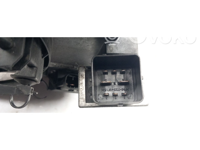 Вентилятор радиатора     8240636, 214816812R    Renault Clio IV 