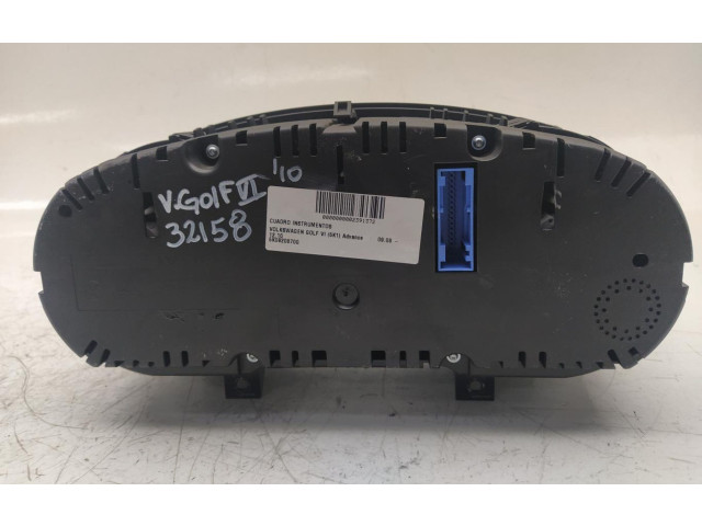 Панель приборов 5K0920870G   Volkswagen Golf VI       
