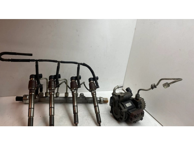 Vstřikovač 03L130277B, 03L130755AH   Volkswagen Caddy  pro naftový motor 1.6 CAY 