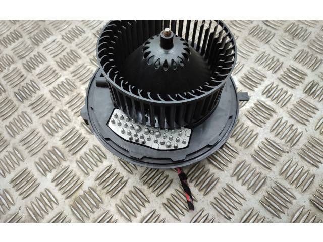 Вентилятор печки    5Q1819021E, 5Q0907521C   Volkswagen Golf Sportsvan