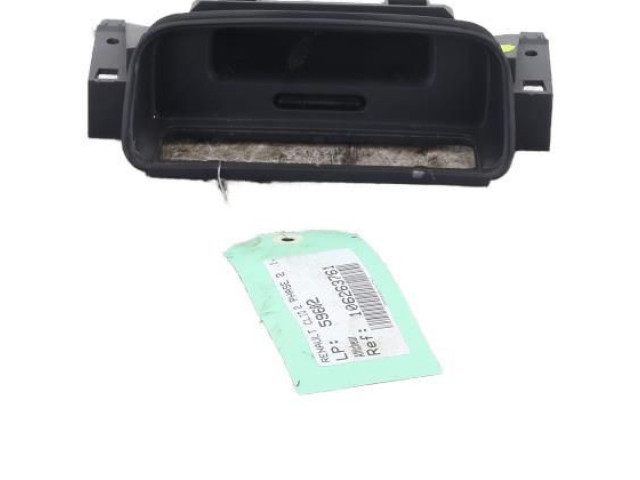 Дисплей 8200057681 Renault Clio II