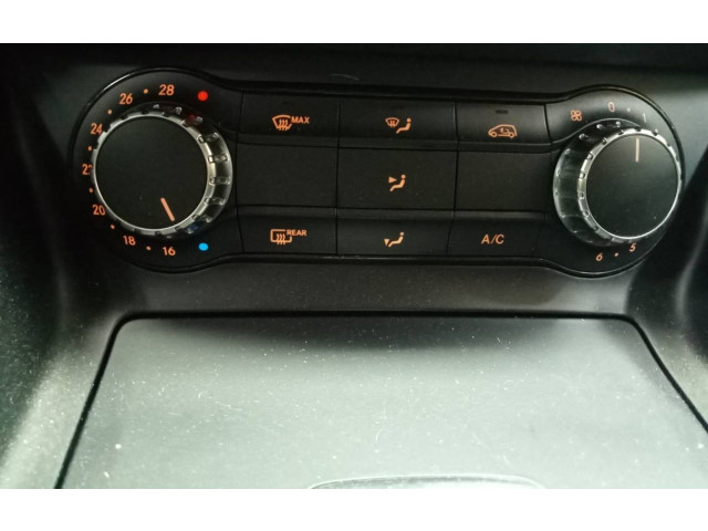 Блок управления климат-контролем    Mercedes-Benz GLA W156