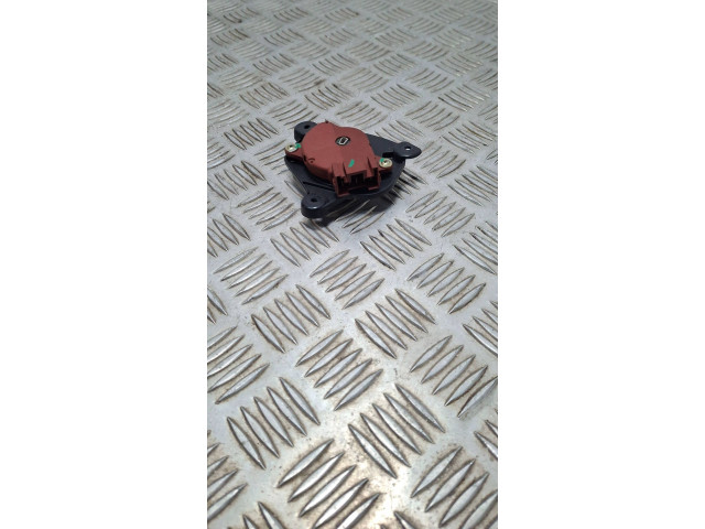 Pojistková skříňka 151040100 Peugeot Partner 2005