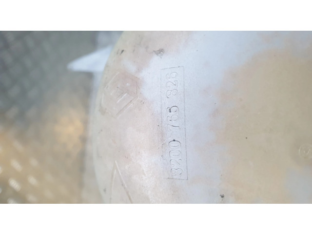 Расширительный бачок охлаждающей жидкости