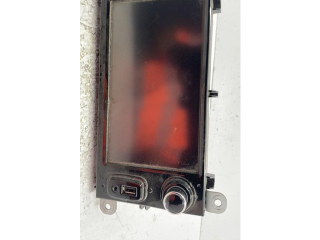 Дисплей    LAN5210WR1   Renault Clio IV