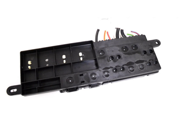 Блок предохранителей 318986049 Jaguar XJ X351