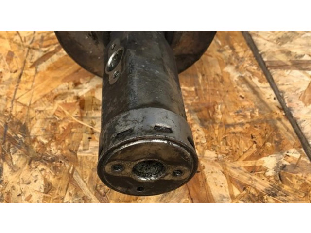 Передний амортизатор с пружиной