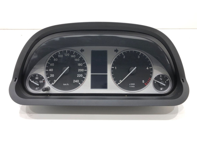 Přístrojová deska Mercedes-Benz B W245 2005 1031098101