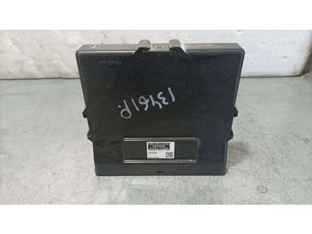 Блок управления 8998153040, 2850004560   Lexus IS III XE30