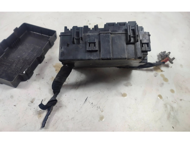 Блок предохранителей AB3914A076BD Ford Ranger