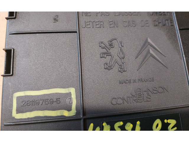 Pojistková skříňka 281197595 Peugeot 5008 2010