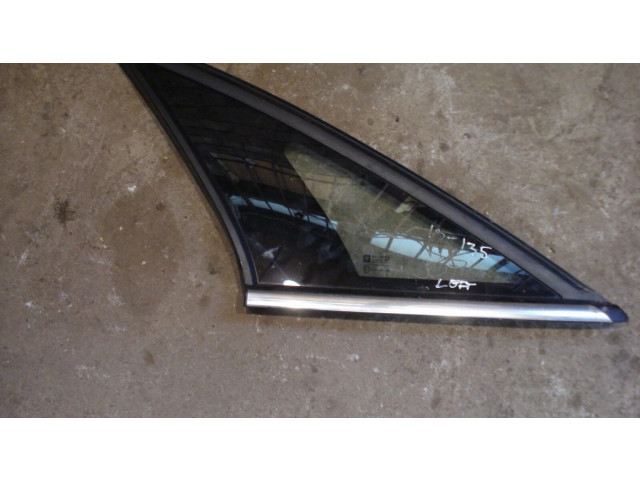 Заднее боковое стекло кузова