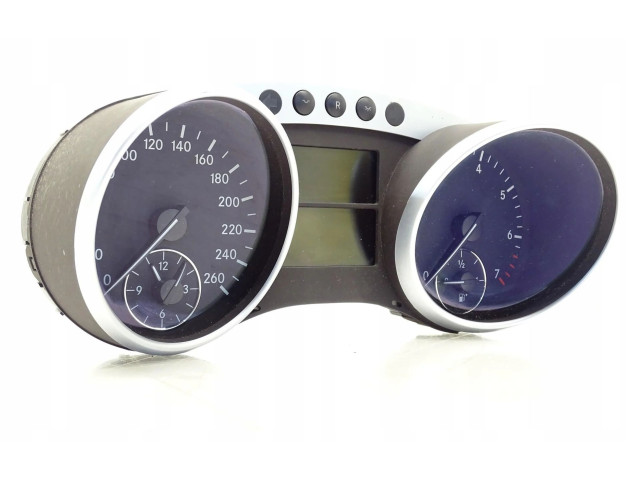 Панель приборов A2515408747   Mercedes-Benz R W251       